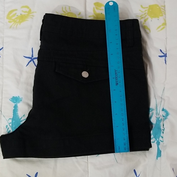 American rag womans shorts - Picture 4 of 6